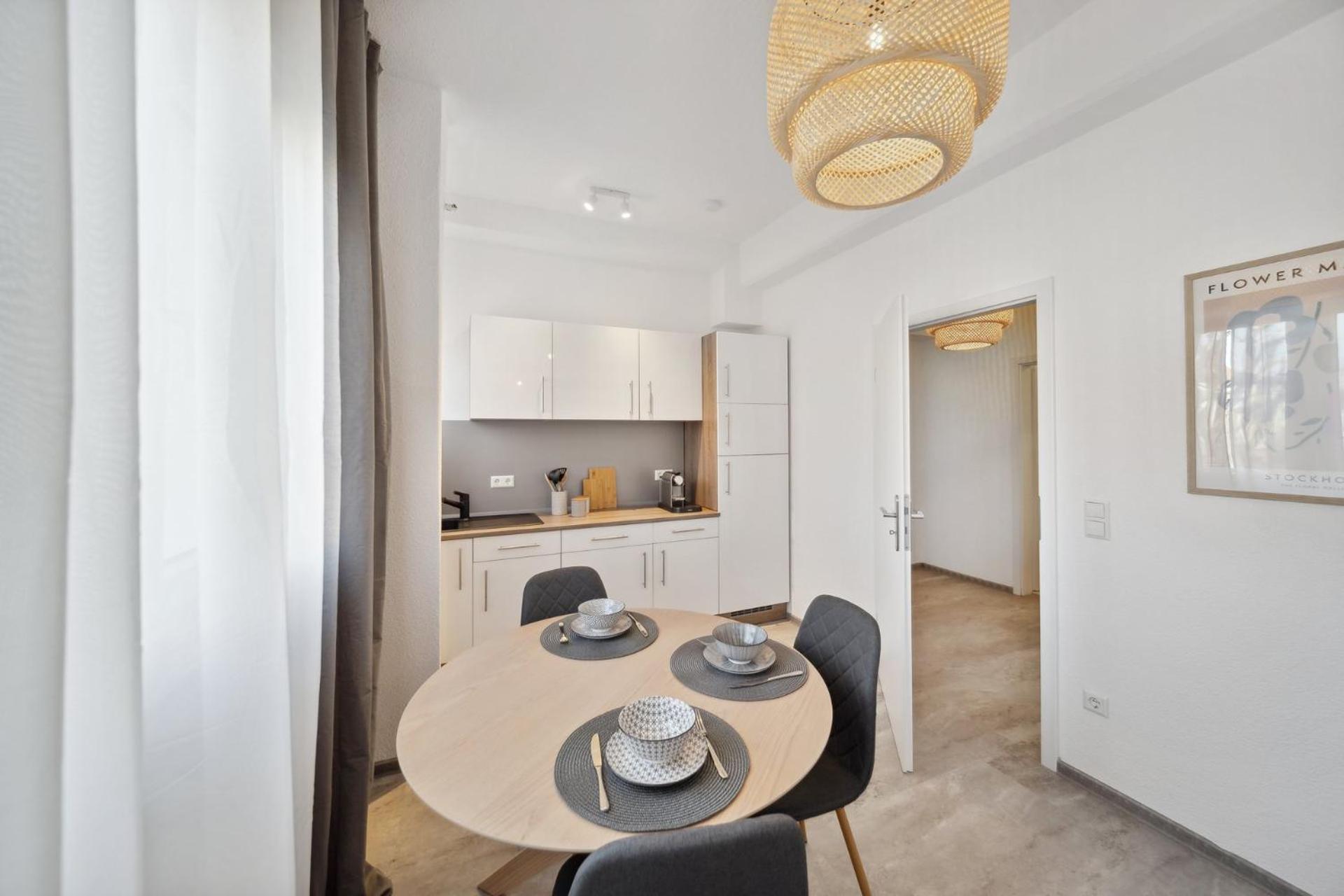 Ruhige Lage, Gute Anbindung, Frisch Renoviert Apartment Fellbach Exterior photo
